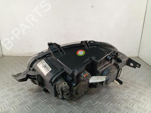 Højre forlygte Højre forlygte CITROËN C3 III (SX) 1.2 VTi 82 (82 hp) 39759680 39759680