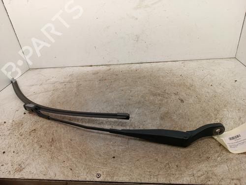 Used Front windshield wiper arm Front windshield wiper arm PEUGEOT 208 I (CA_, CC_) 1.0 VTi (68 hp) 34309376 34309376