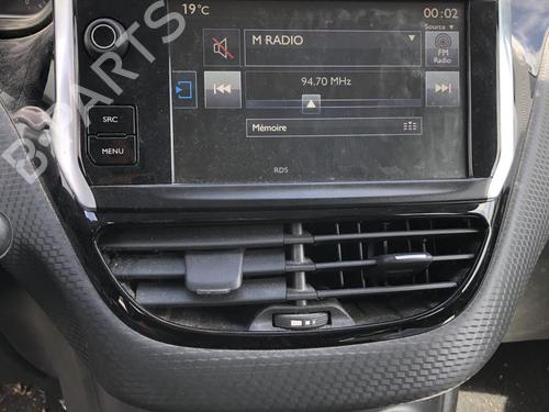 display-monitor-peugeot-2008-i-cu_-2013-34313798 main image