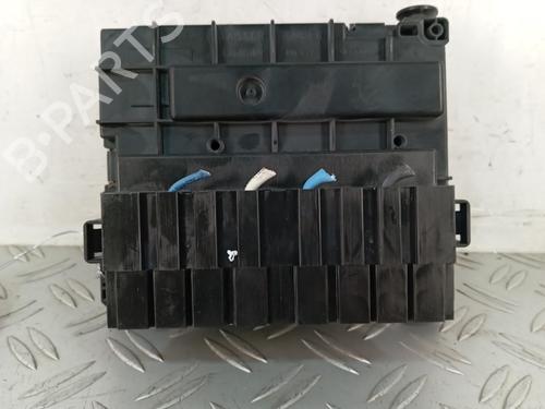 Used Fuse box Fuse box 37417185 37417185