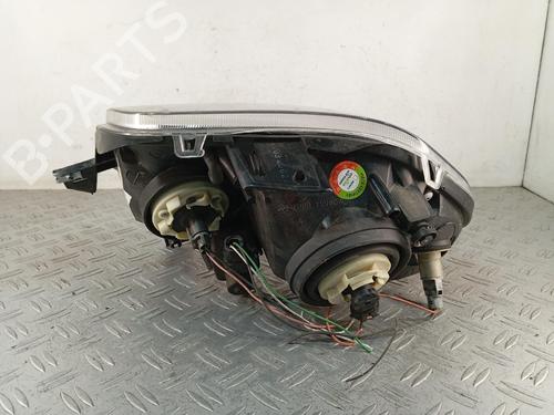 Used Right headlight Right headlight RENAULT CLIO II (BB_, CB_) 1.4 16V (B/CB0P, BB13) (98 hp) 40188479 40188479