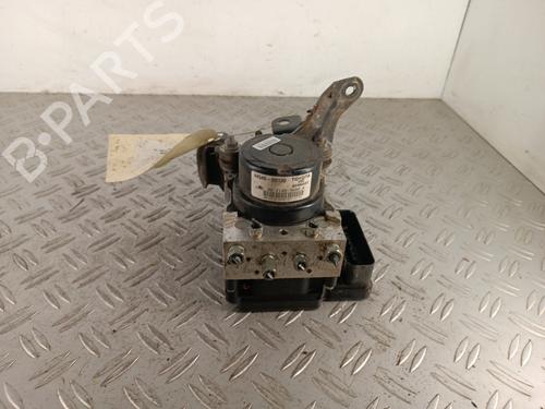 Used ABS pump ABS pump TOYOTA YARIS (_P13_) 1.4 D (NLP130_, NLP130) (90 hp) 34311594 34311594