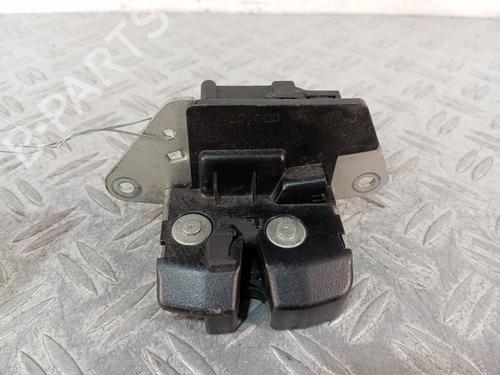 Used Tailgate lock Tailgate lock LANCIA YPSILON (843_) 1.3 D Multijet (843.AXF11, 843.AXF1A, 843.AXM11,... (75 hp) 34318723 34318723