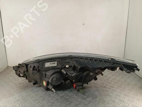 Used Right headlight Right headlight CITROËN C4 Coupe (LA_) 1.4 16V (88 hp) 40504584 40504584