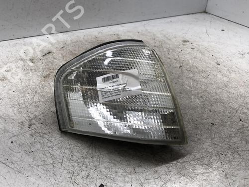 Used Right front indicator Right front indicator MERCEDES-BENZ C-CLASS T-Model (S202) C 220 T CDI (202.193) (125 hp) 34306790 34306790