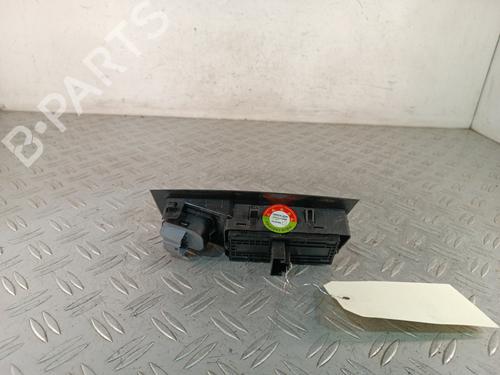 Used Left front window switch Left front window switch 38056091 38056091