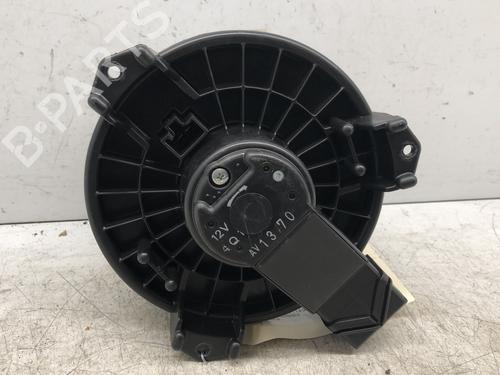 heater-blower-motor-toyota-yaris-_p13_-2010-2011-2012-2013-2014-2015-2016-2017-2018-2019-2020-34306780 main image