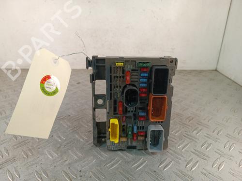 fuse-box-peugeot-partner-mpv-5_-g_-1996-36900986 main image