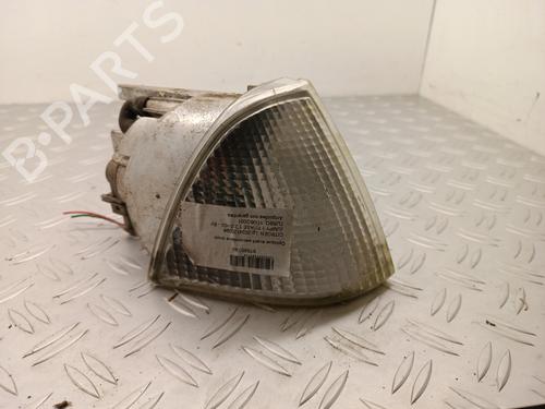 Used Right front indicator Right front indicator CITROËN JUMPY I Van (BS_, BT_, BY_, BZ_) 2.0 HDi 95 (94 hp) 34310077 34310077