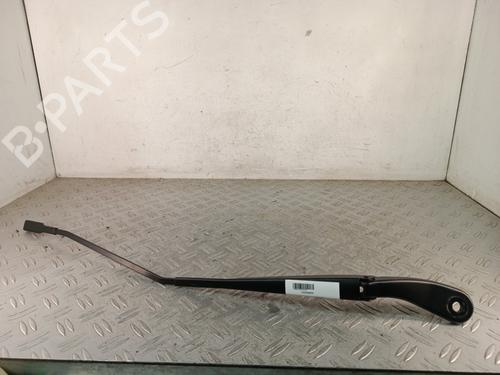 Used Front windshield wiper arm Front windshield wiper arm 39416298 39416298