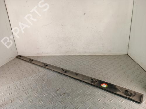 Used Door moulding trim Door moulding trim 38458893 38458893