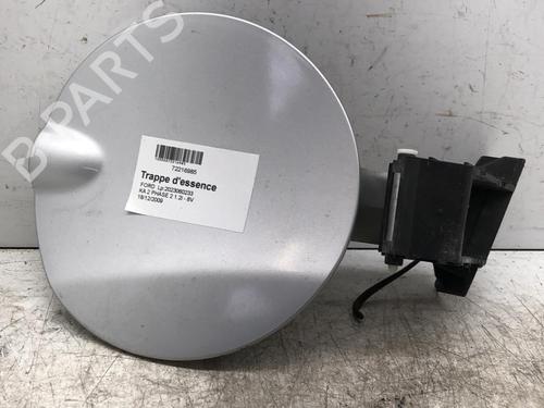 Used Fuel flap Fuel flap FORD KA (RU8) 1.2 (69 hp) 34306320 34306320