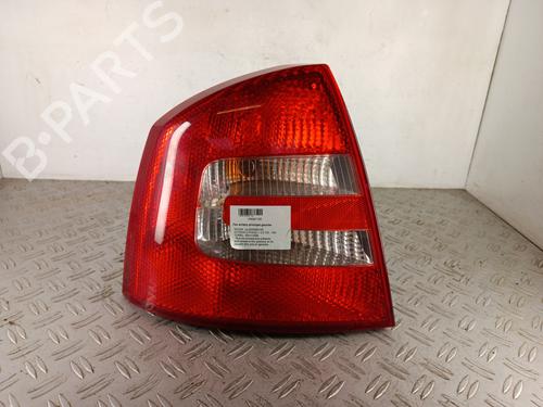 Used Left taillight Left taillight SKODA OCTAVIA II (1Z3) [2004-2013] 34312005 34312005