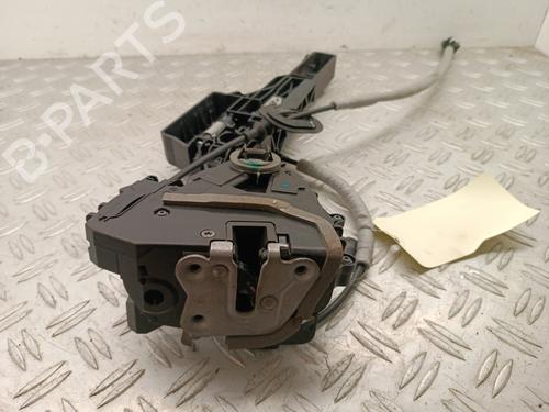 front-right-lock-renault-captur-ii-hf_-2020-37738767 main image