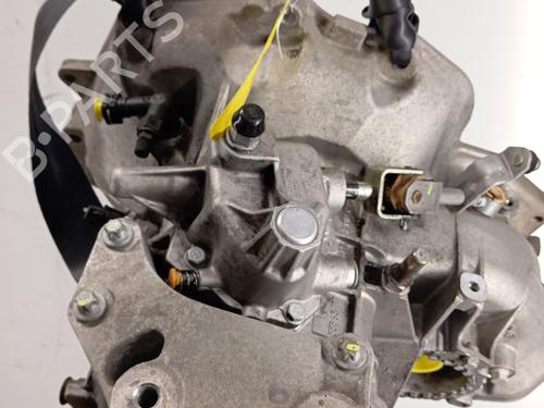 gearbox-opel-corsa-e-x15-2014-34313301 main image