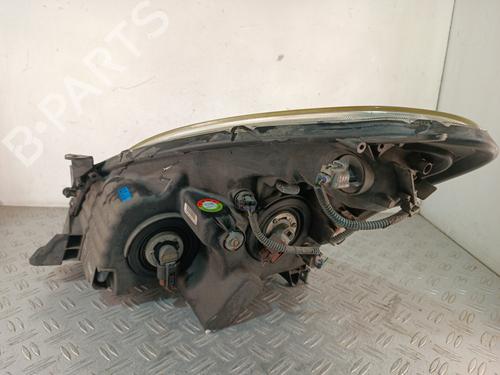 Højre forlygte Højre forlygte TOYOTA COROLLA Verso (ZER_, ZZE12_, R1_) 2.2 D-4D (AUR10_, AUR10R) (136 hp) 35926482 35926482