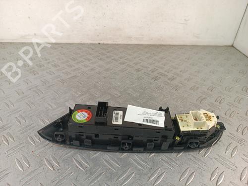 Used Left front window switch Left front window switch HYUNDAI ix35 (LM, EL, ELH) [2009-2016] 34708437 34708437