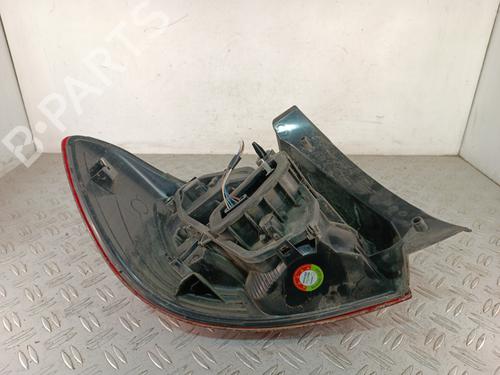 right-taillight-dacia-sandero-ii-2012-34319812 main image