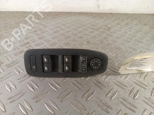 left-front-window-switch-peugeot-2008-i-cu_-2013-34312955 main image
