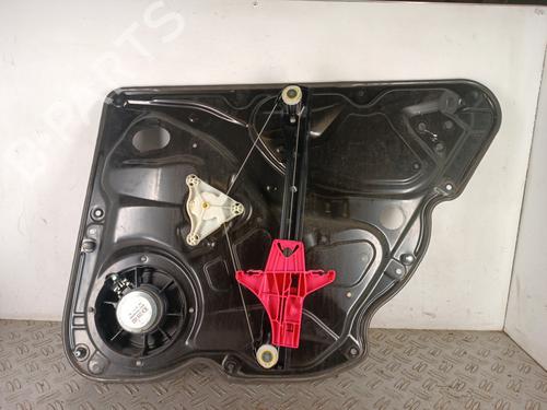 Elevador vidro trás esquerdo Elevador vidro trás esquerdo VW PASSAT B7 (362) 1.6 TDI (105 hp) 34315359 34315359