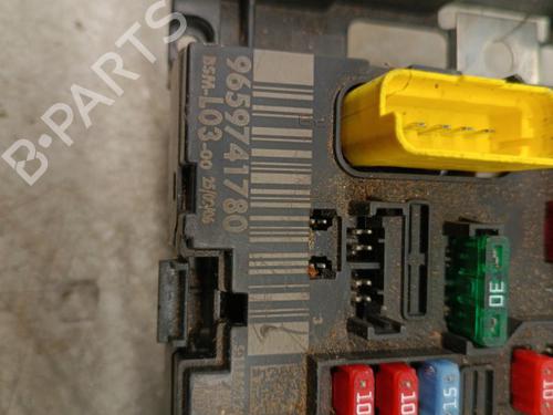 Used Fuse box Fuse box CITROËN C3 I (FC_, FN_) [2002-2013] 34308310 34308310