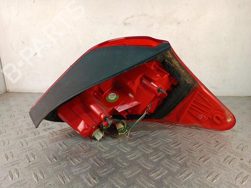 Venstre baglygte Venstre baglygte TOYOTA RAV 4 III (_A3_) 2.2 D 4WD (ALA30_, ALA30R) (150 hp) 34318683 34318683