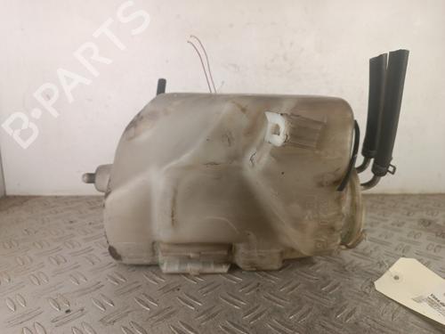 Used Windscreen washer tank Windscreen washer tank MERCEDES-BENZ E-CLASS (W210) E 290 Turbo-D (210.017) (129 hp) 34313972 34313972