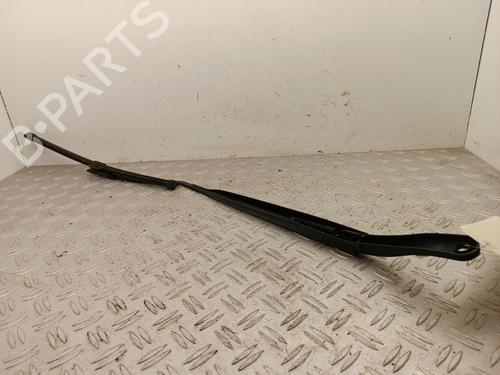 Used Front windshield wiper arm Front windshield wiper arm 34310743 34310743