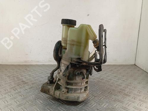 Used Steering pump Steering pump RENAULT MASTER III Van (FV) 2.3 dCi 135 FWD (FV0N, FV08, FV06, FV00, FV1S) (136 hp) 40440482 40440482