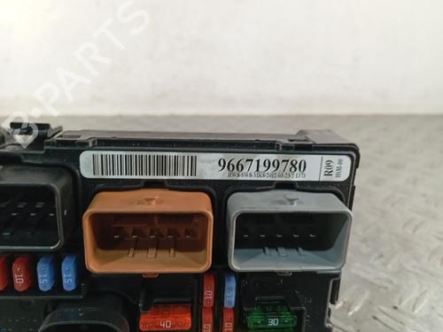 Used Fuse box Fuse box PEUGEOT 207 (WA_, WC_) 1.4 HDi (68 hp) 40174466 40174466