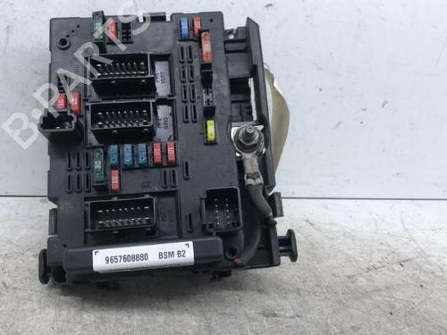 Used Fuse box Fuse box PEUGEOT 206+ (2L_, 2M_) 1.4 HDi eco 70 (68 hp) 34307464 34307464