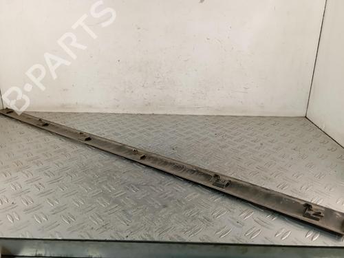 Dørliste Dørliste PEUGEOT 307 (3A/C) 1.4 16V (88 hp) 39588752 39588752