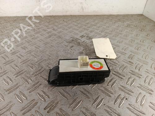 Used Left front window switch Left front window switch SKODA ROOMSTER (5J7) 1.9 TDI (105 hp) 34313641 34313641