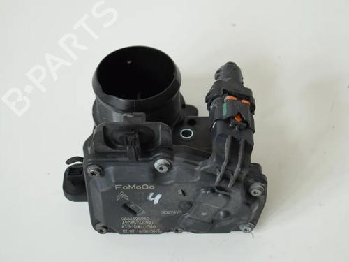 Used Throttle body Throttle body 36134977 36134977