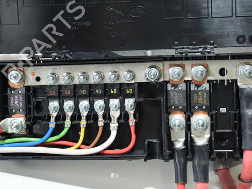 Fuse box JAGUAR XE (X760) 2.0 D AWD | BP36135448E1 - Image 2