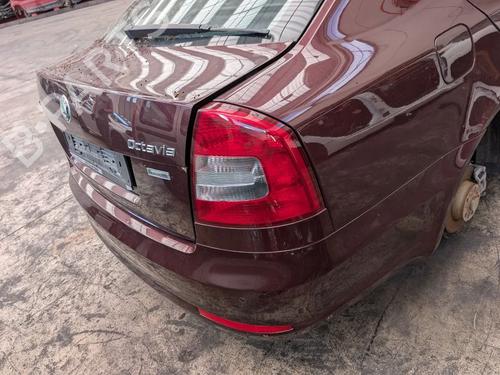 Left headlight SKODA OCTAVIA II (1Z3) 1.8 TSI | BP36135702C28 - Image 11