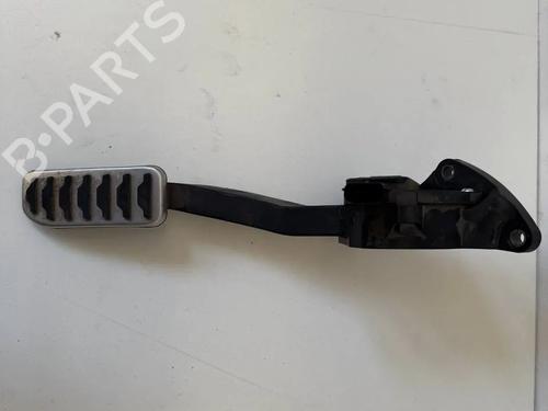 Pedale Pedale LAND ROVER RANGE ROVER EVOQUE (L551) 2.0 D180 MHEV 4x4 (180 hp) 36133502 36133502