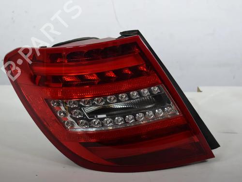 Used Left taillight Left taillight MERCEDES-BENZ C-CLASS T-Model (S204) [2007-2014] 39910328 39910328