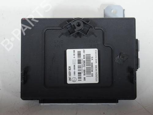 Used Fuse box Fuse box 36692583 36692583