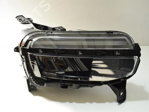 Used Right headlight Right headlight JEEP GRAND CHEROKEE IV (WK, WK2) 3.6 V6 FlexFuel 4x4 (286 hp) 36135368 36135368
