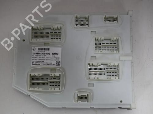 Used Fuse box Fuse box MERCEDES-BENZ B-CLASS Sports Tourer (W247) B 180 d (247.003) (116 hp) 36137073 36137073