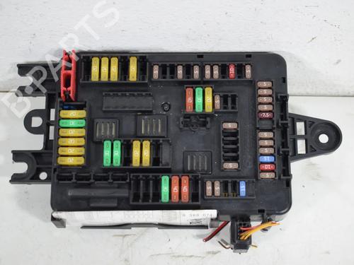 Used Fuse box Fuse box 37087695 37087695