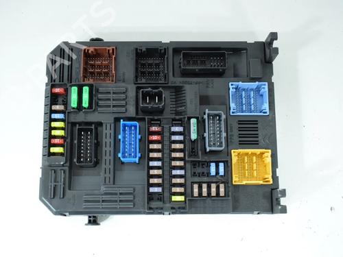 Used Fuse box Fuse box CITROËN C4 Grand Picasso II (DA_, DE_) 2.0 BlueHDi 150 (150 hp) 36136764 36136764