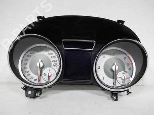 Used Instrument cluster Instrument cluster MERCEDES-BENZ GLA-CLASS (X156) [2013-2022] 36137235 36137235