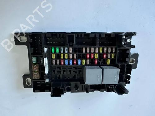 Used Fuse box Fuse box LAND ROVER RANGE ROVER EVOQUE (L551) 2.0 D180 MHEV 4x4 (180 hp) 36133174 36133174