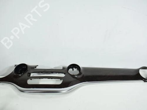 Used Middle console Middle console AUDI A4 B9 (8W2, 8WC) 2.0 TFSI (190 hp) 40172760 40172760