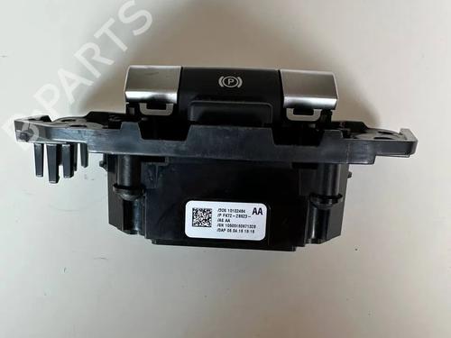 switch-land-rover-discovery-sport-l550-2014-36132987 main image