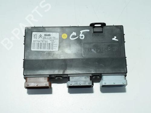 electronic-module-citroen-c5-iii-break-rw_-2008-2009-2010-2011-2012-2013-2014-2015-2016-2017-36135303 main image