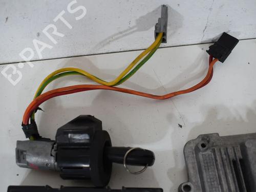 Engine control unit (ECU) OPEL VIVARO A Van (X83) 2.5 CDTI (F7) | BP36402931M57 - Image 3