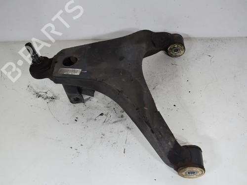 Draagarm rechts voor Draagarm rechts voor IVECO DAILY VI Van 33S16, 35S16, 35C16, 38S16, 40C16, 42S16, 50C16 (156 hp) 36136619 36136619
